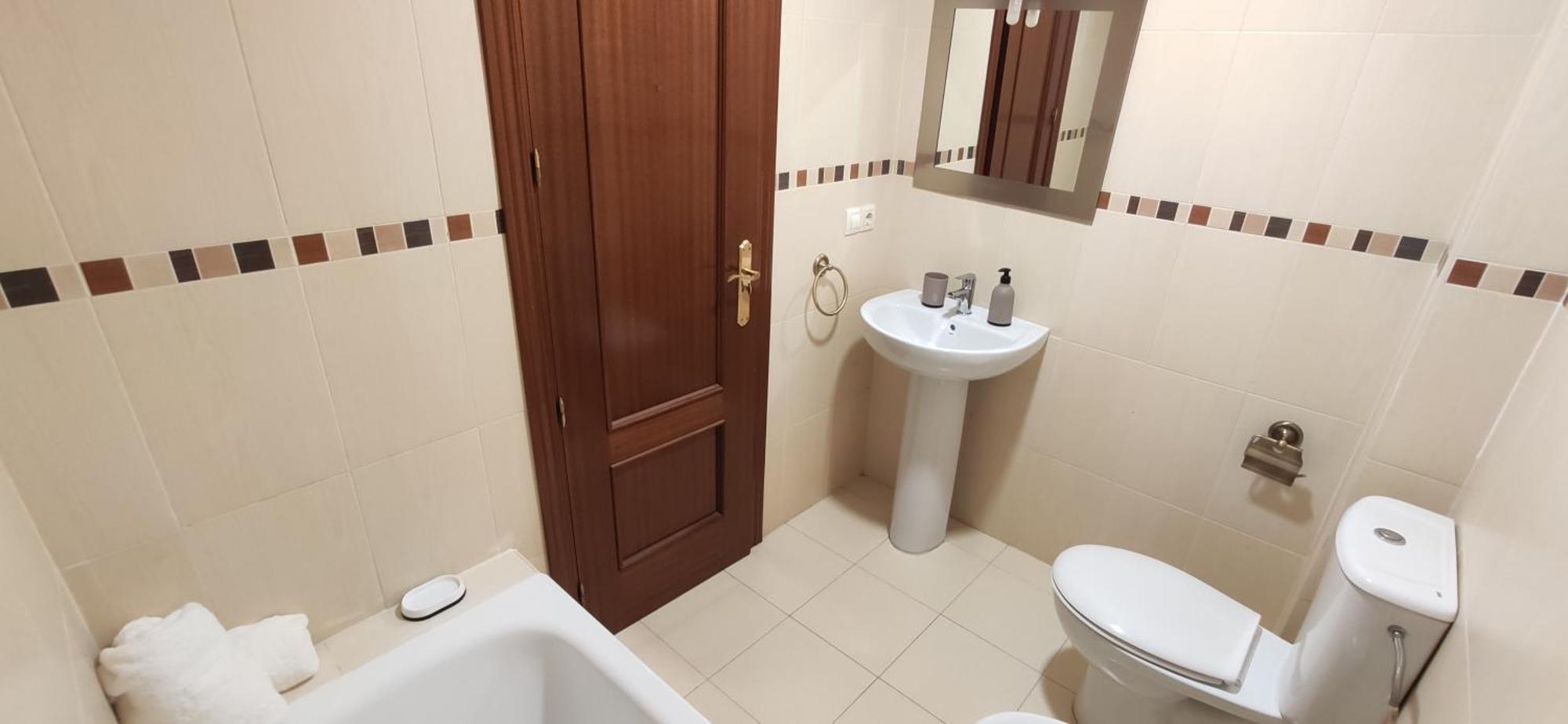 דירות מאלגה Huelin House Beach And Sun, Con Parking Y A 500 Metros De La Playa מראה חיצוני תמונה