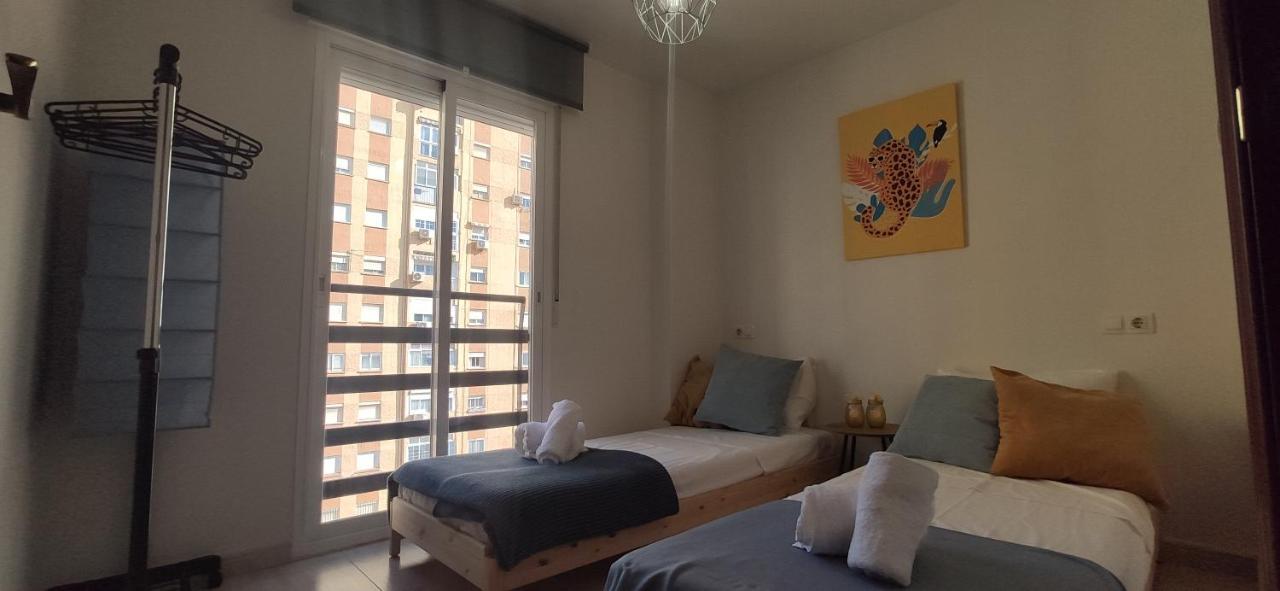 דירות מאלגה Huelin House Beach And Sun, Con Parking Y A 500 Metros De La Playa מראה חיצוני תמונה